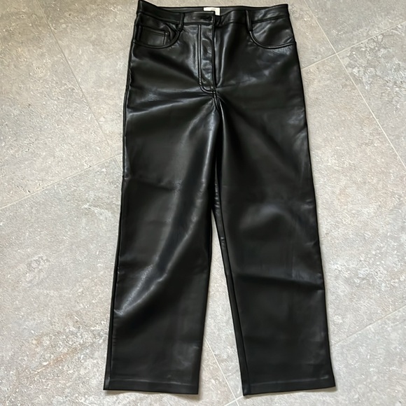 Artizia’s Wilfred Melina vegan leather crop pant - Picture 9 of 11